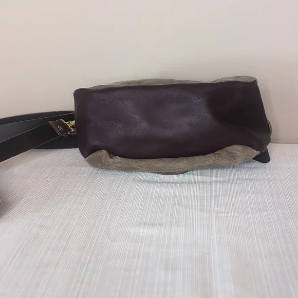 NWT Grab-N-Go Duluth Pack in Olive Green Canvas & Brown Leather - Picture 3 of 9